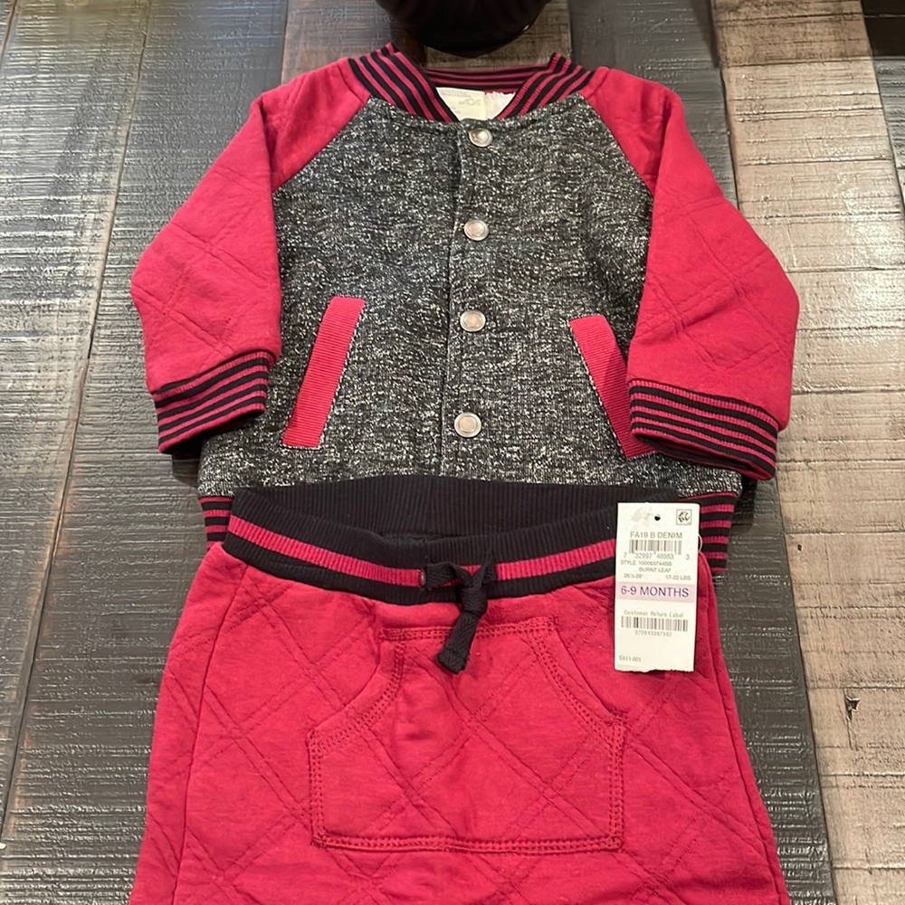 NWT 3 Piece Baby Outfit - 6-9months